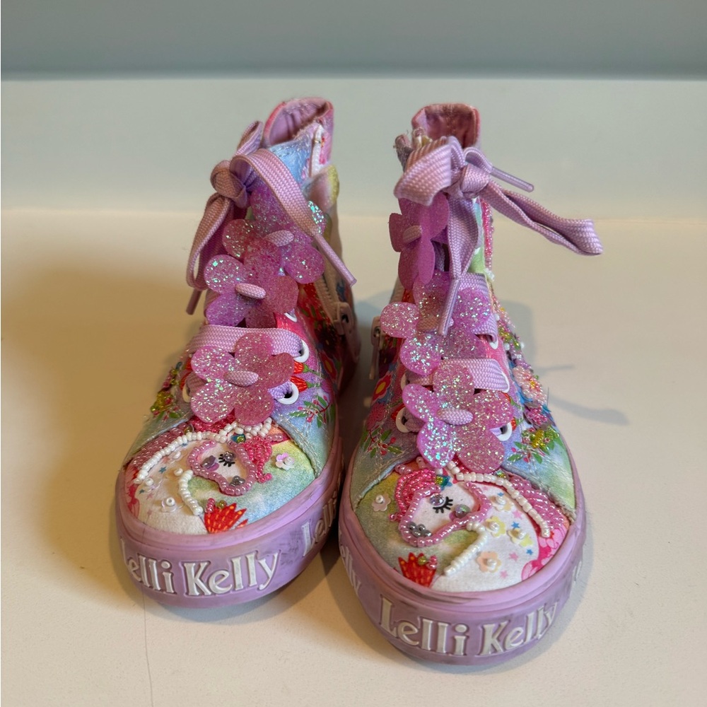 Lelli Kelly unicorn size EU 28 high top sneaker;